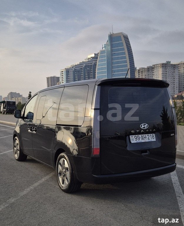 "Hyundai Staria 2025" sifarişi (2)