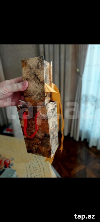 Ətir qabları və qutuları (15)