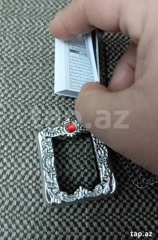 Kiçik ölçüdə miniatür quran kitabı (4)