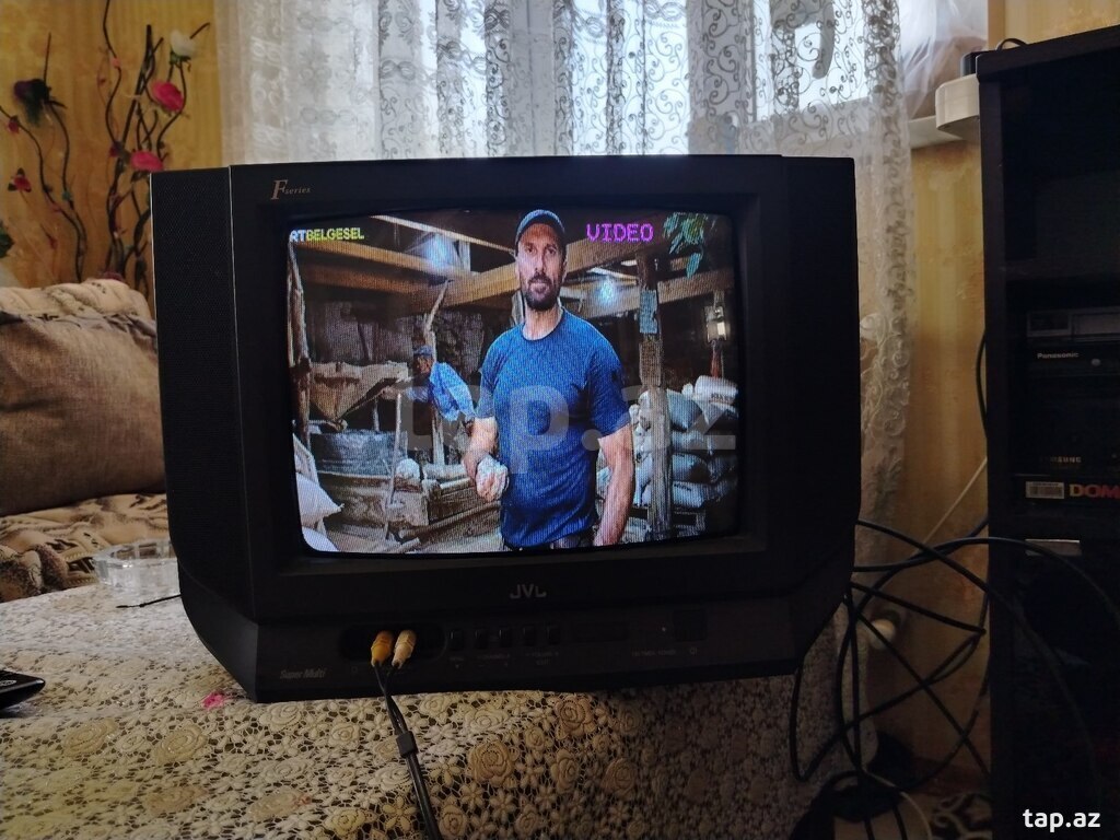 Televizor "JVC"