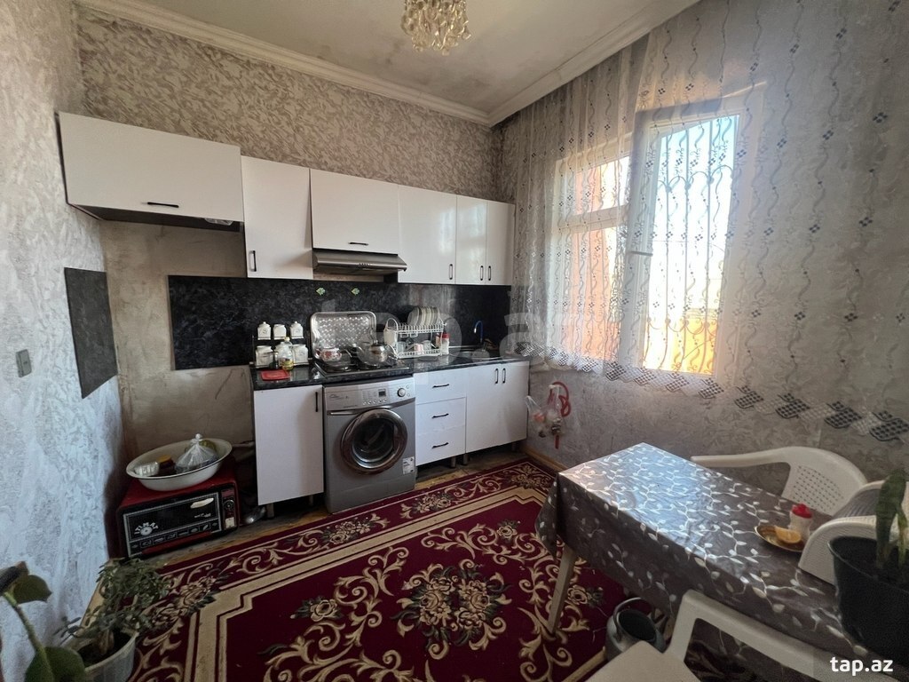 Həyət evi, Hökməli qəs. (7)