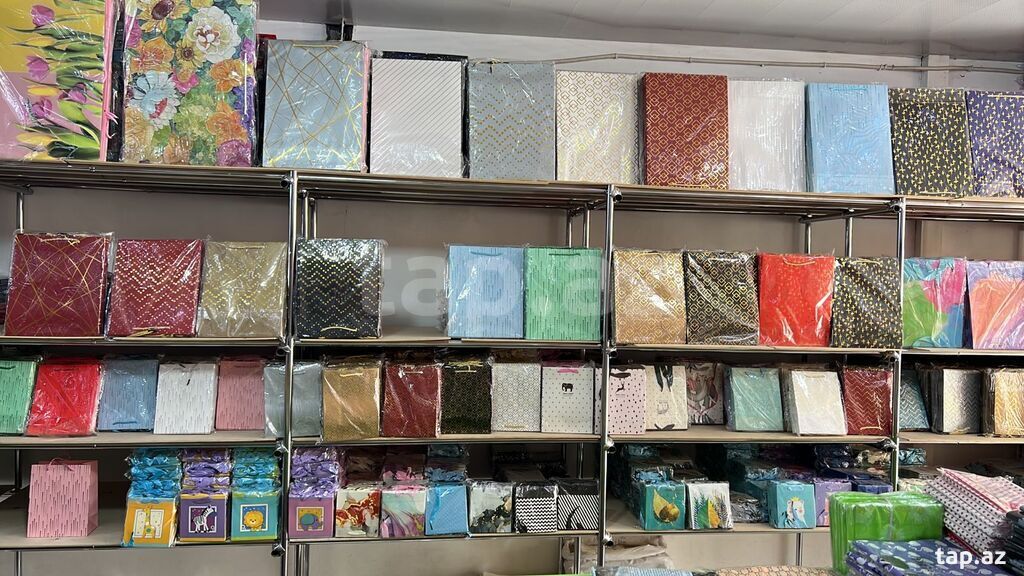 Reklamlı kraft və kağız paketlər