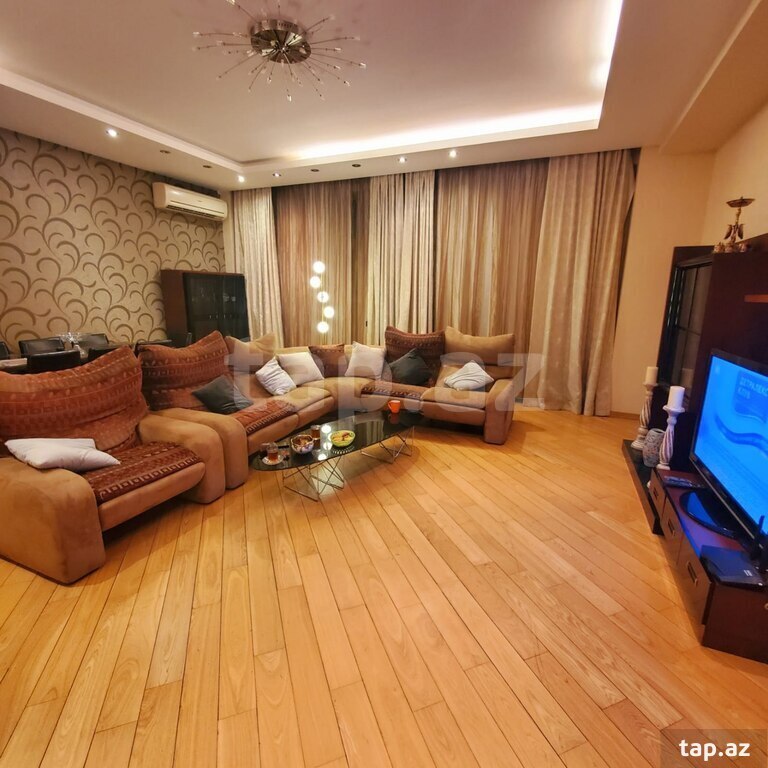 4-otaqlı yeni tikili, D.Əliyeva küç., 197 m² (4)