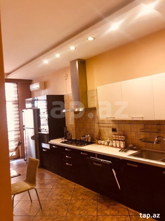 4-otaqlı yeni tikili, D.Əliyeva küç., 197 m² (9)