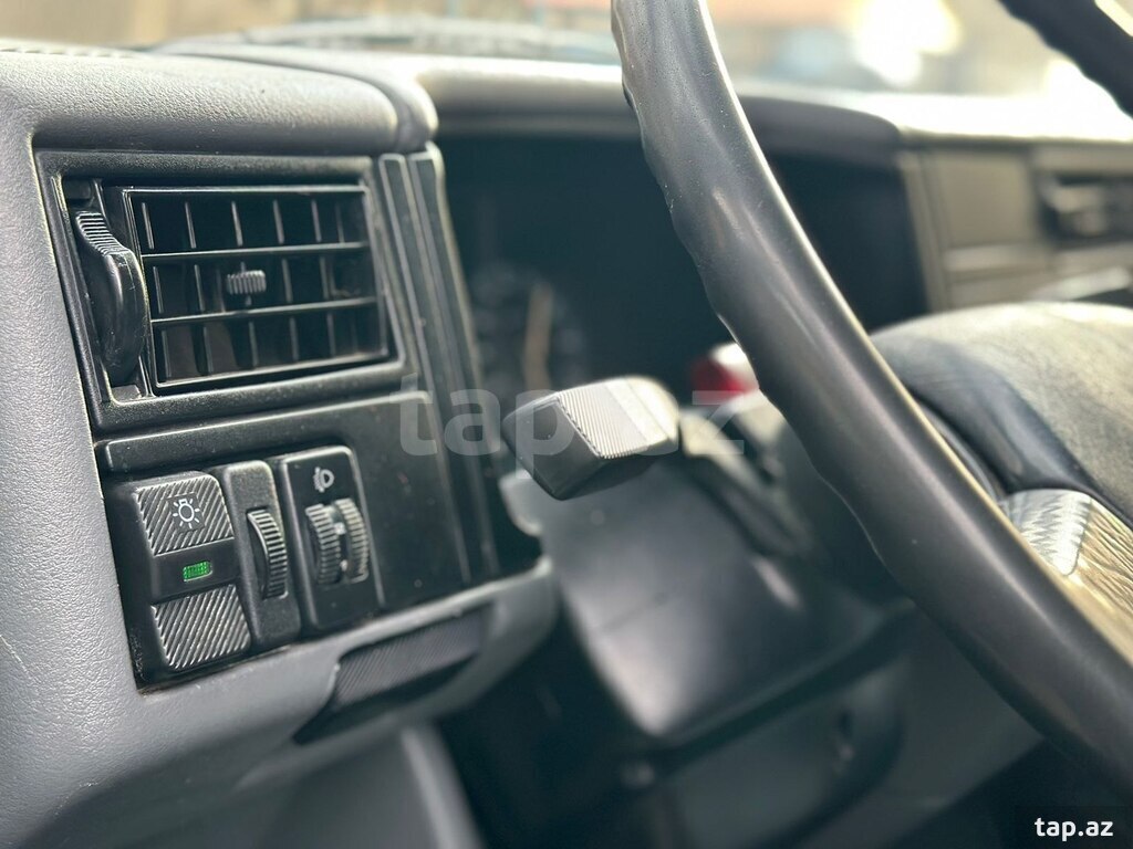 Volkswagen Multivan, 1992 il (10)
