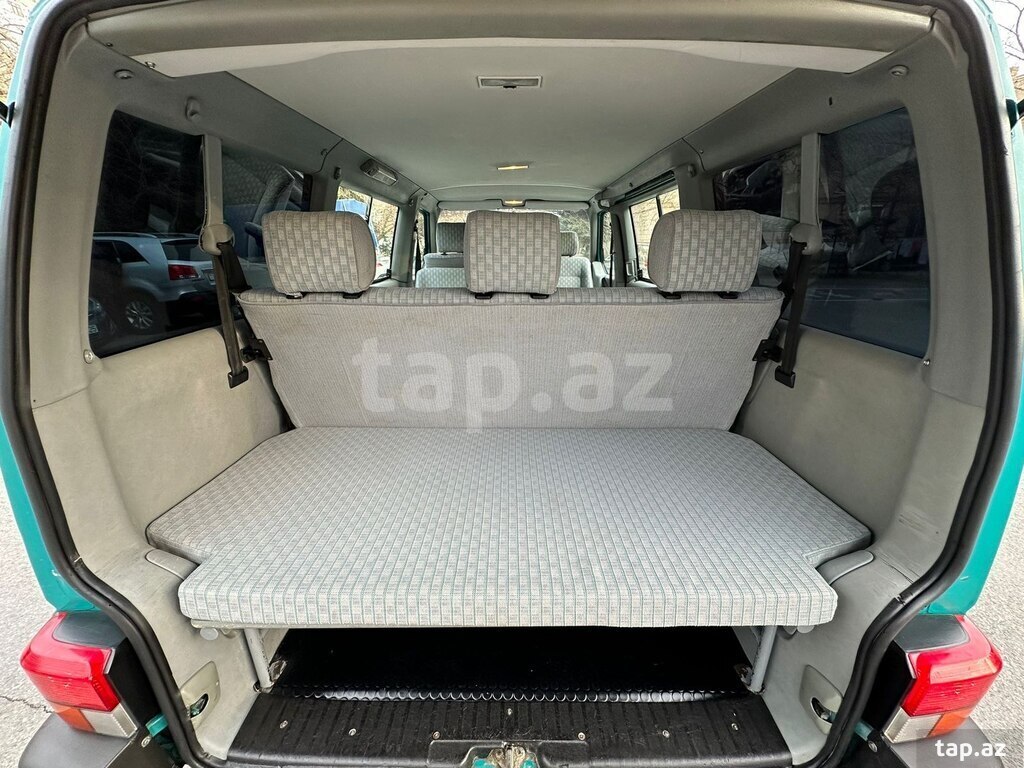 Volkswagen Multivan, 1992 il (19)