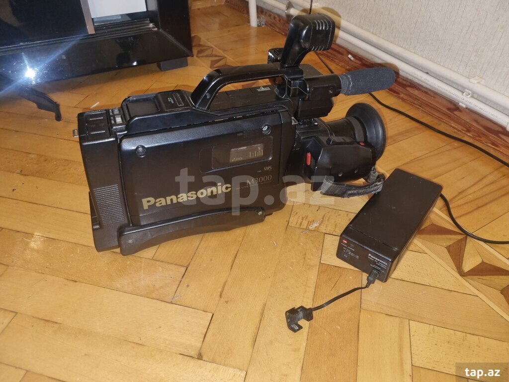 Videokamera "Panasonic m3000" (3)