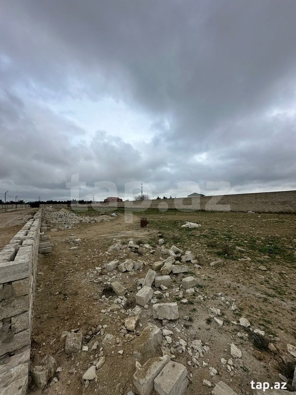 14.40 sot torpaq sahəsi, Şüvəlan qəs. (8)