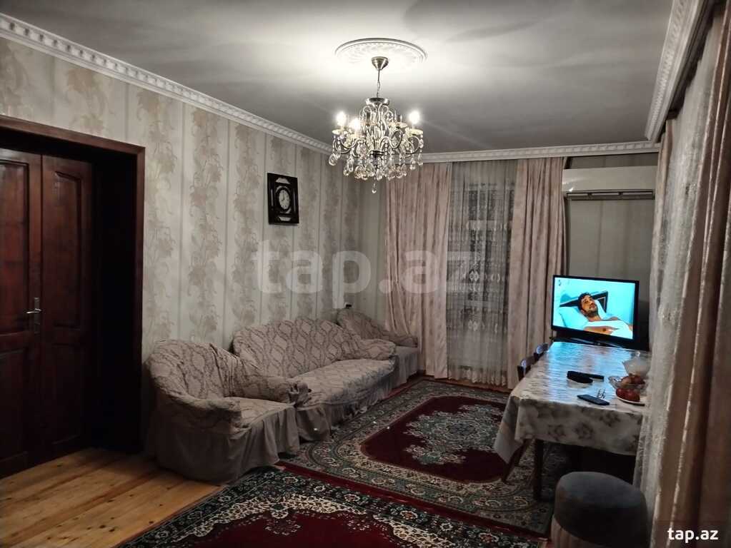 7-комн. частный дом на продажу, 16-й микрорайон, Сумгаит