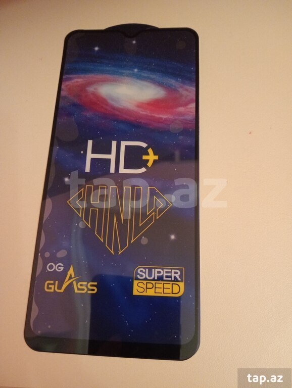 "Samsung Galaxy J1 Black 4GB" üzlük