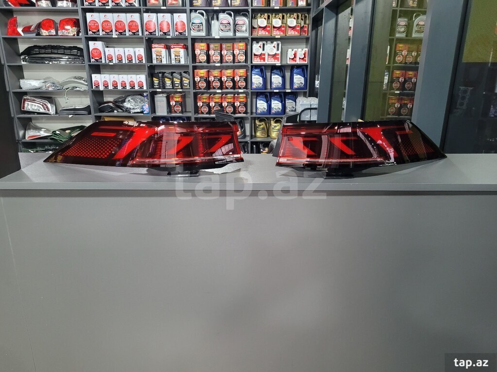 "BYD Qin plus" sağ və sol stop işıqları