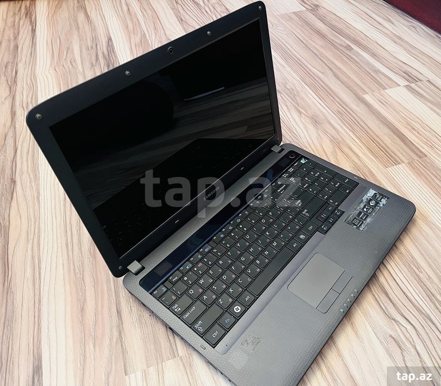 Samsung NP-R525 (6)