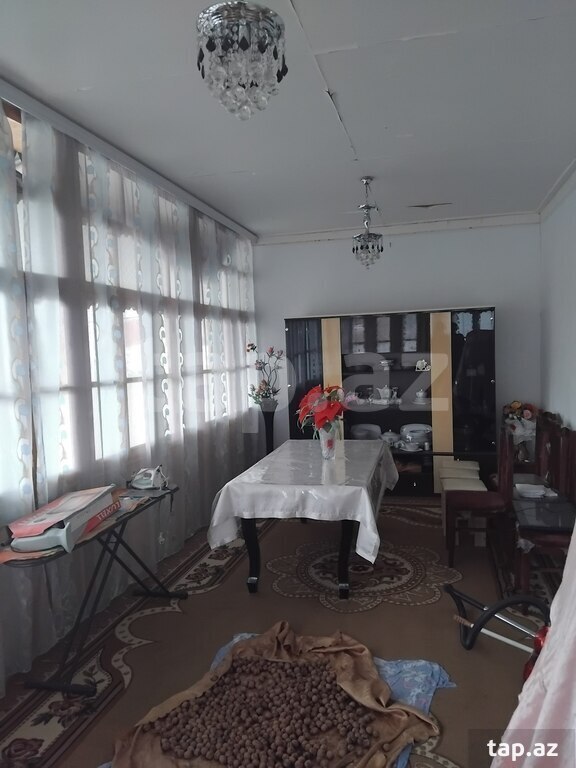 Həyət evi, Şəki r. (8)