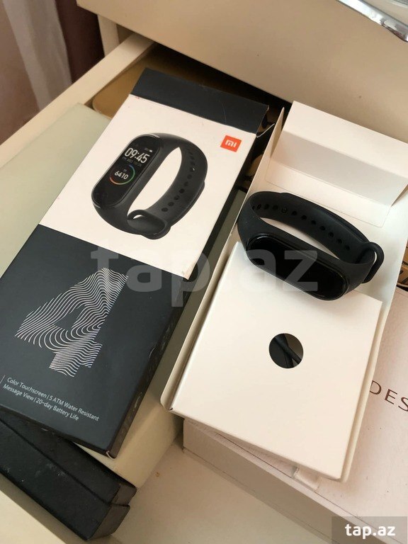 Xiaomi Mi Band 4 Black (2)