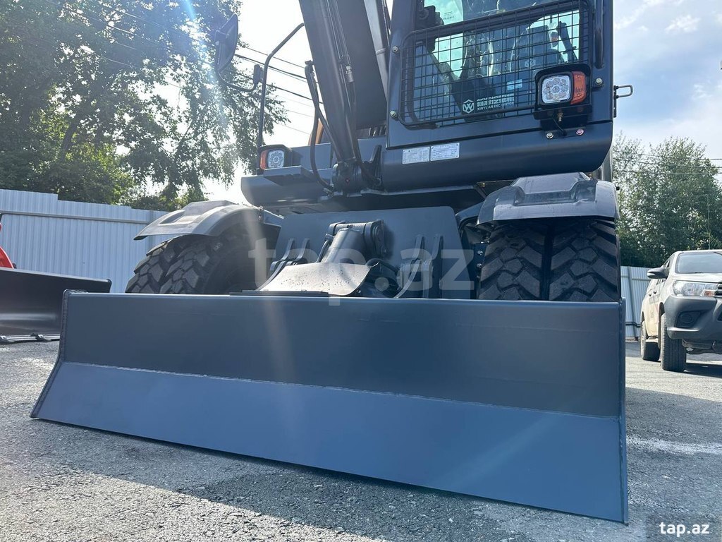 Təkərli Ekskavator mini 2025 il (8)