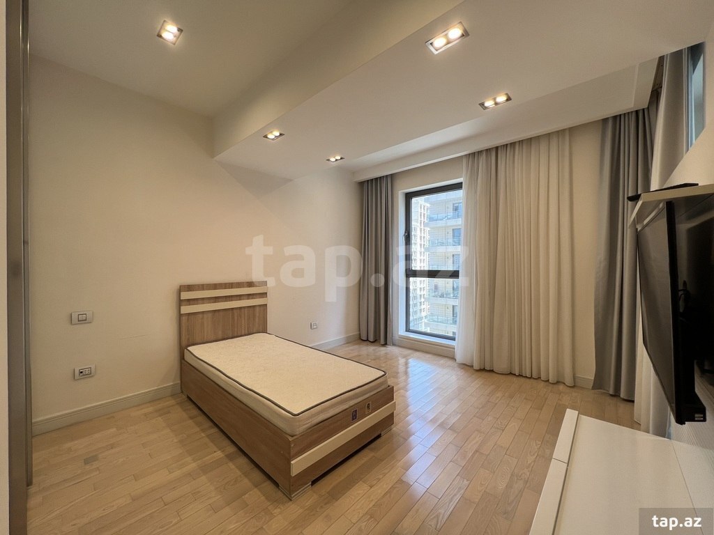 3-otaqlı yeni tikili kirayə verilir, Neftçilər pr., 180 m² (18)