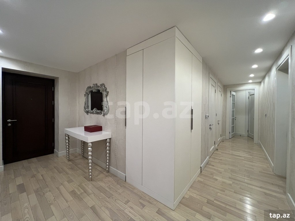 3-otaqlı yeni tikili kirayə verilir, Neftçilər pr., 180 m² (16)