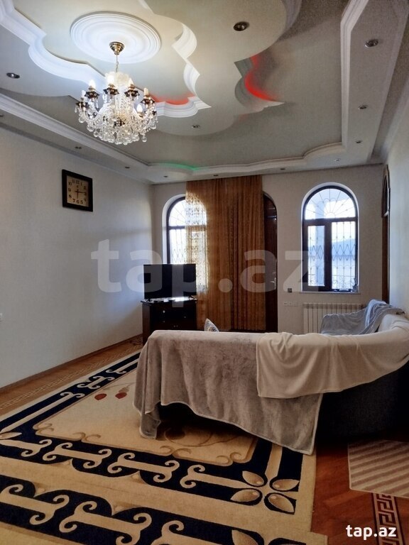 Bağ evi, Novxanı qəs.
