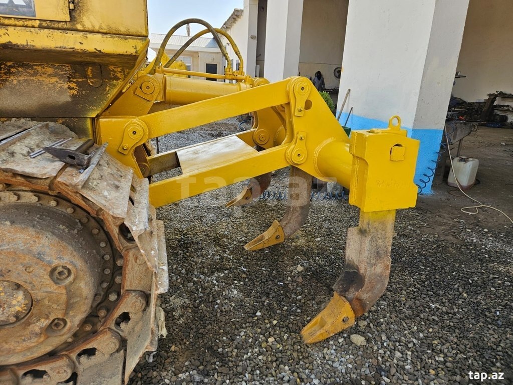 Buldozer "Komatsu", 2003 il (11)