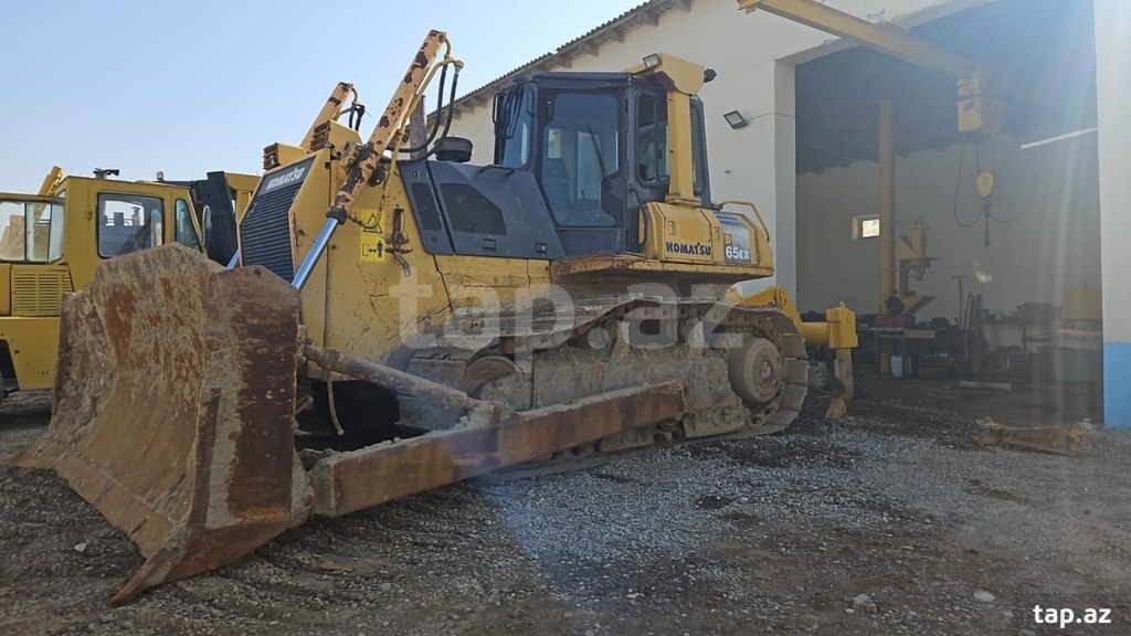 Buldozer "Komatsu", 2003 il (9)