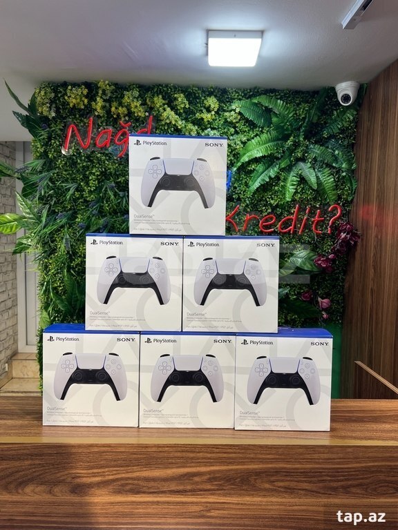 PS5 oyun joysticki (3)