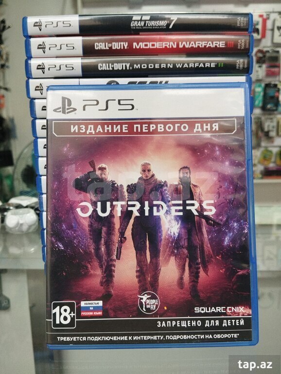 PS5 üçün "Outriders" oyun diski