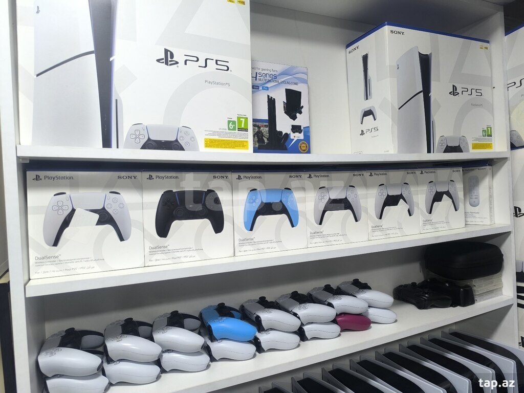 Sony PlayStation 5 Slim (3)