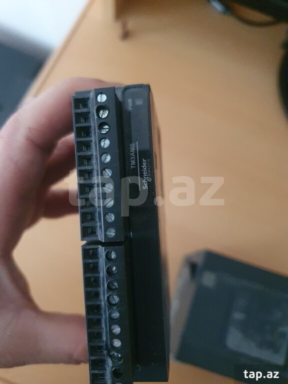 Schneider Electric PLC Set  (5)