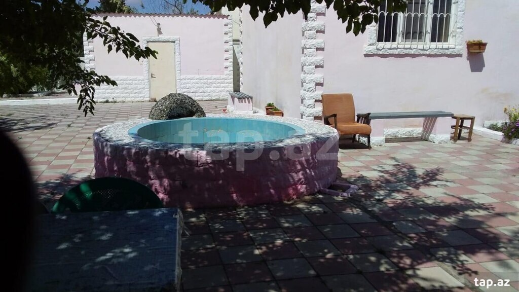 Bağ evi, Şüvəlan qəs.