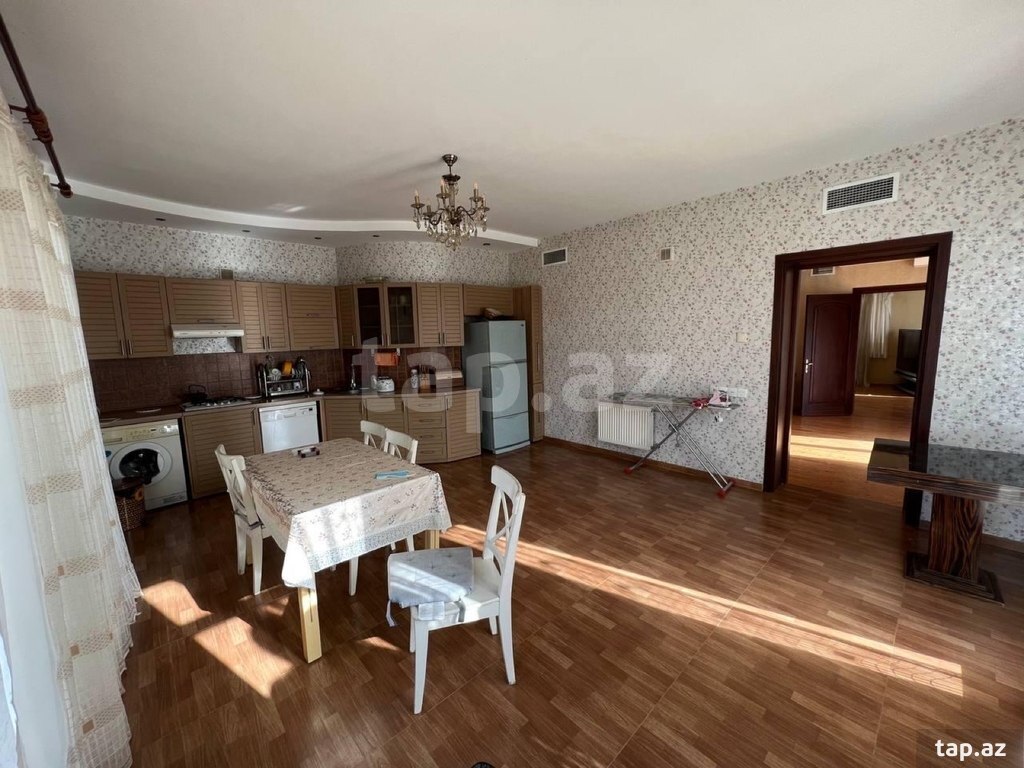 Bağ evi, Novxanı qəs. (5)