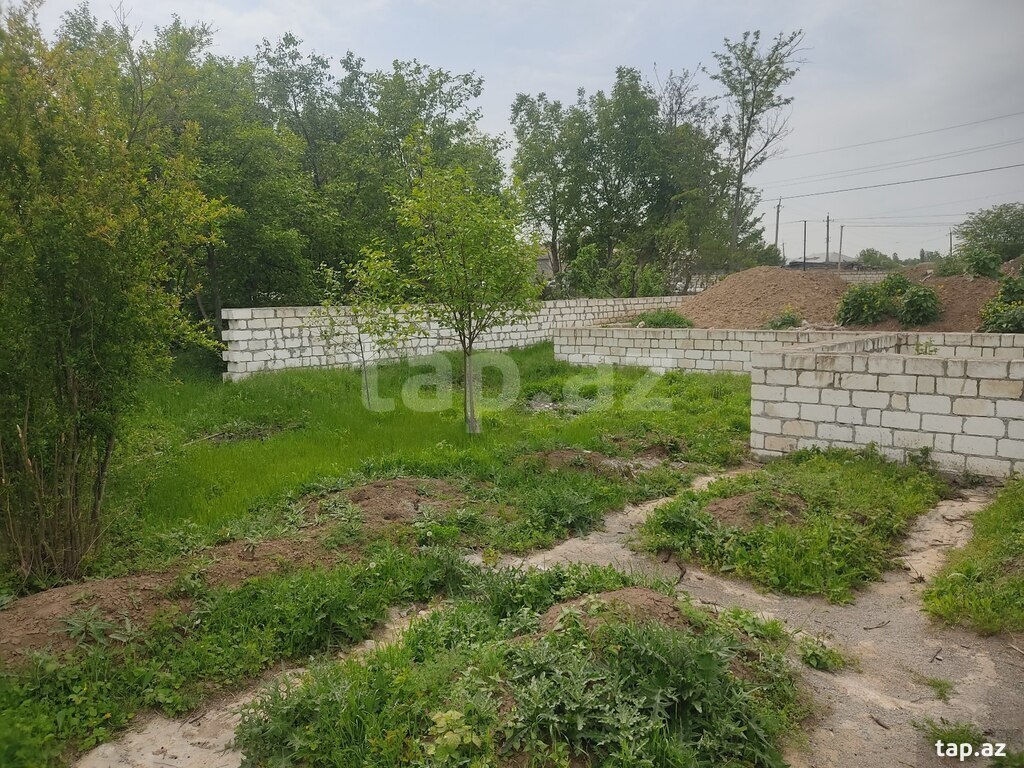 8 sot torpaq sahəsi, Qazax r. (5)