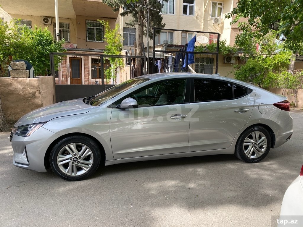 Hyundai Elantra, 2019 il (4)