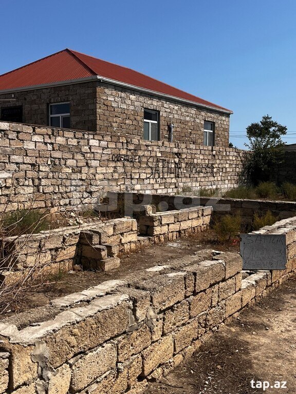 2.5 sot torpaq sahəsi, Binə qəs. (2)