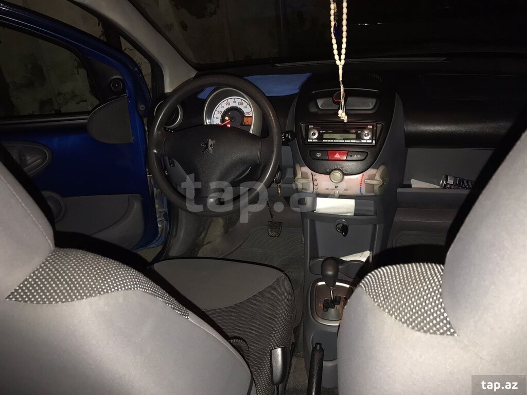 Peugeot 107, 2008 il (7)