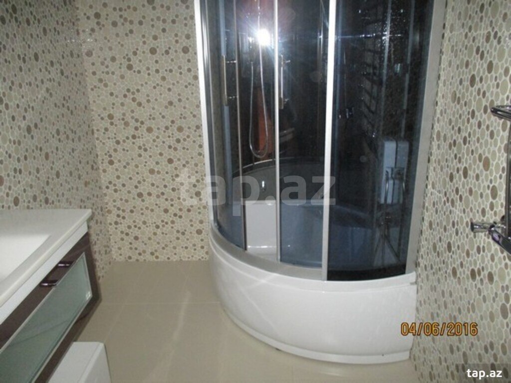 3-otaqlı yeni tikili kirayə verilir, 28 May m., 130 m² (10)