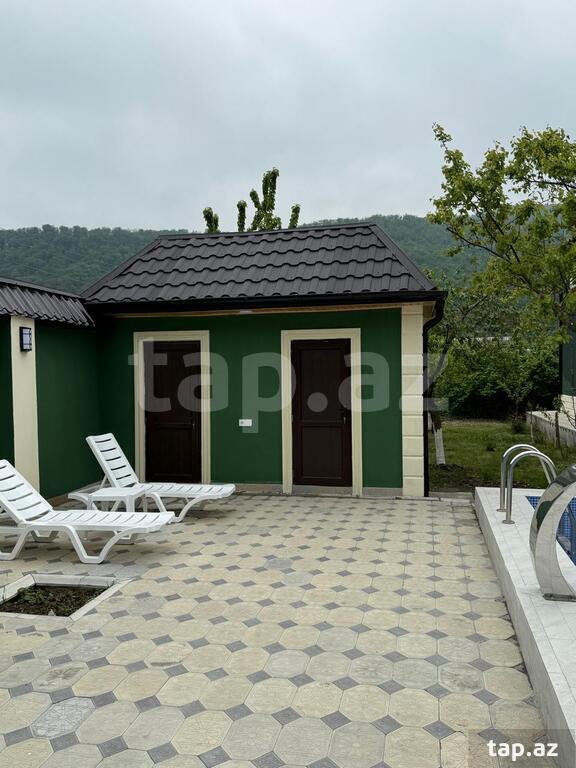 Villa, Qələdüz k. (9)