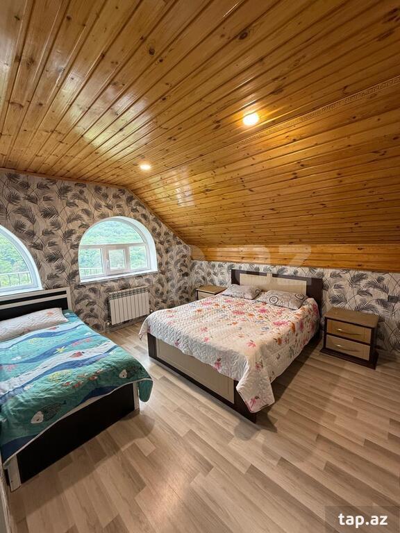 Villa, Qələdüz k. (18)