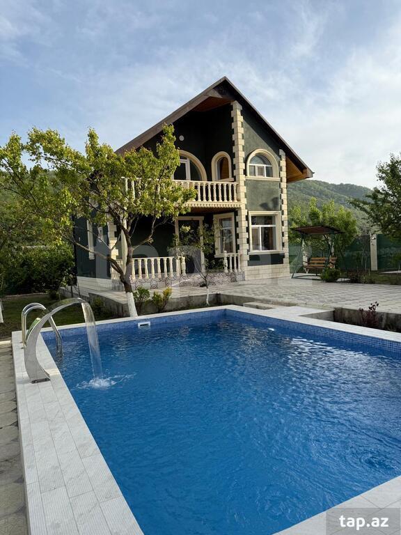 Villa, Qələdüz k.