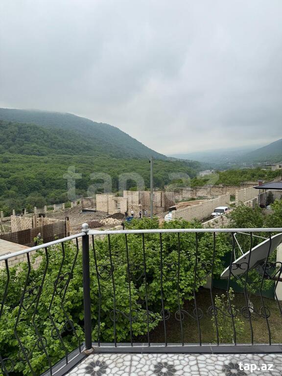 Villa, Qələdüz k. (6)