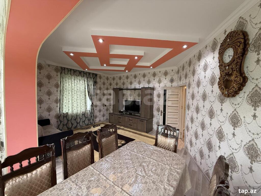 Villa, Qələdüz k. (16)