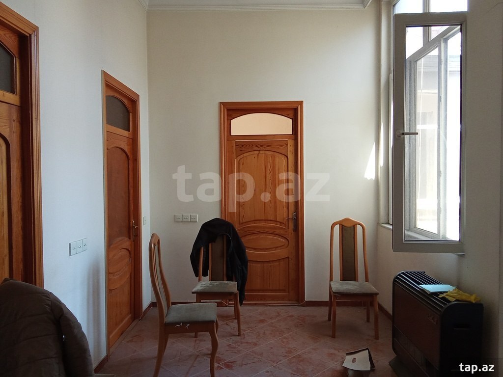 3-otaqlı mənzil kirayə verilir, Nizami küç., 120 m²