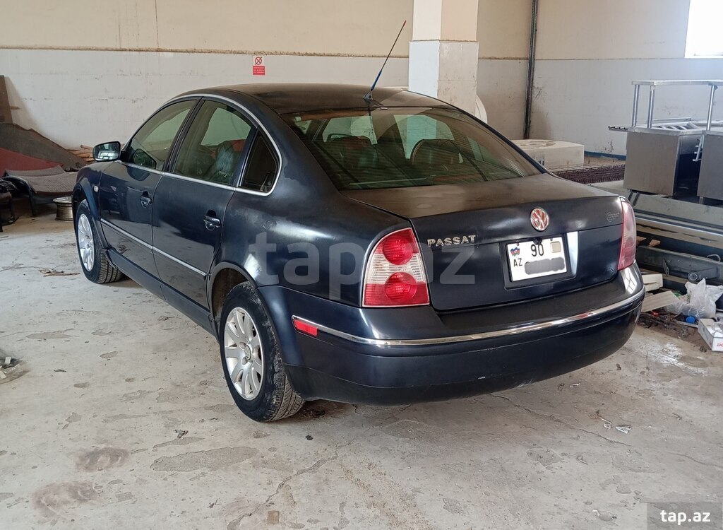 Volkswagen Passat, 2002 il (2)