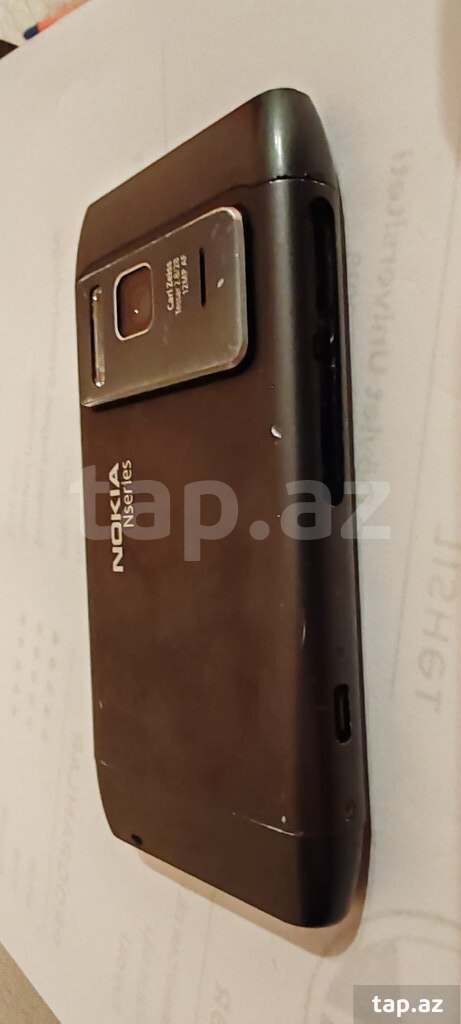 Nokia N8 Dark Grey (4)