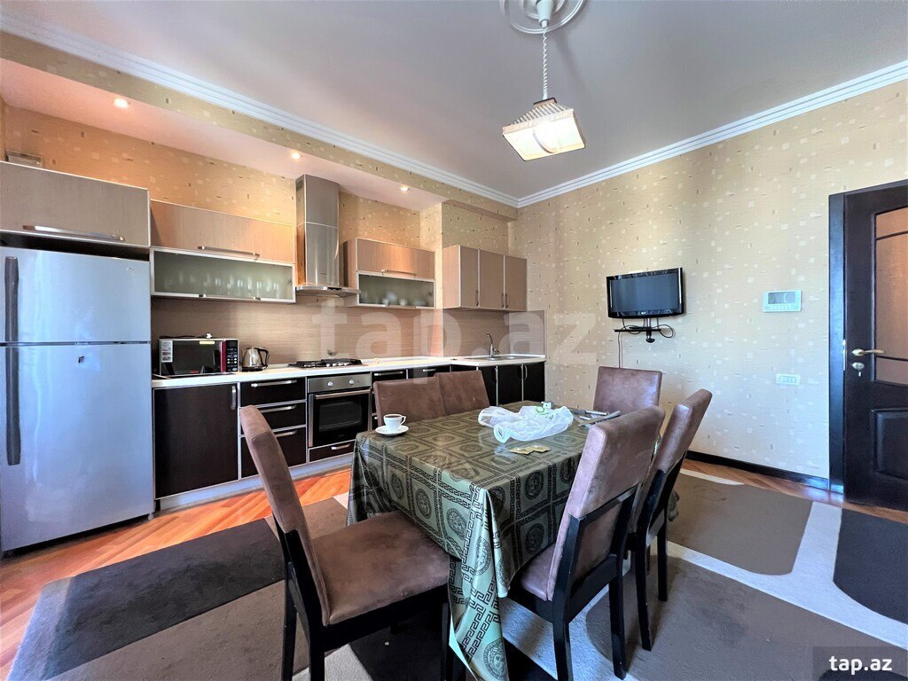3-otaqlı yeni tikili kirayə verilir, Nizami küç., 160 m² (10)