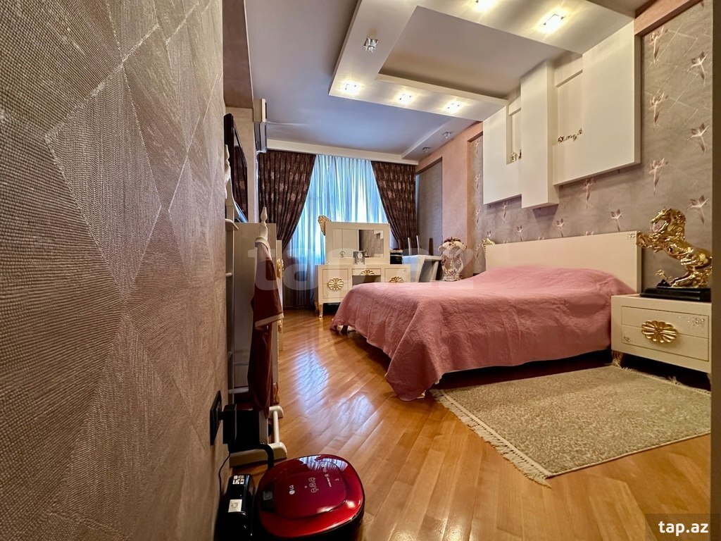 4-otaqlı yeni tikili, Təbriz küç., 240 m² (10)