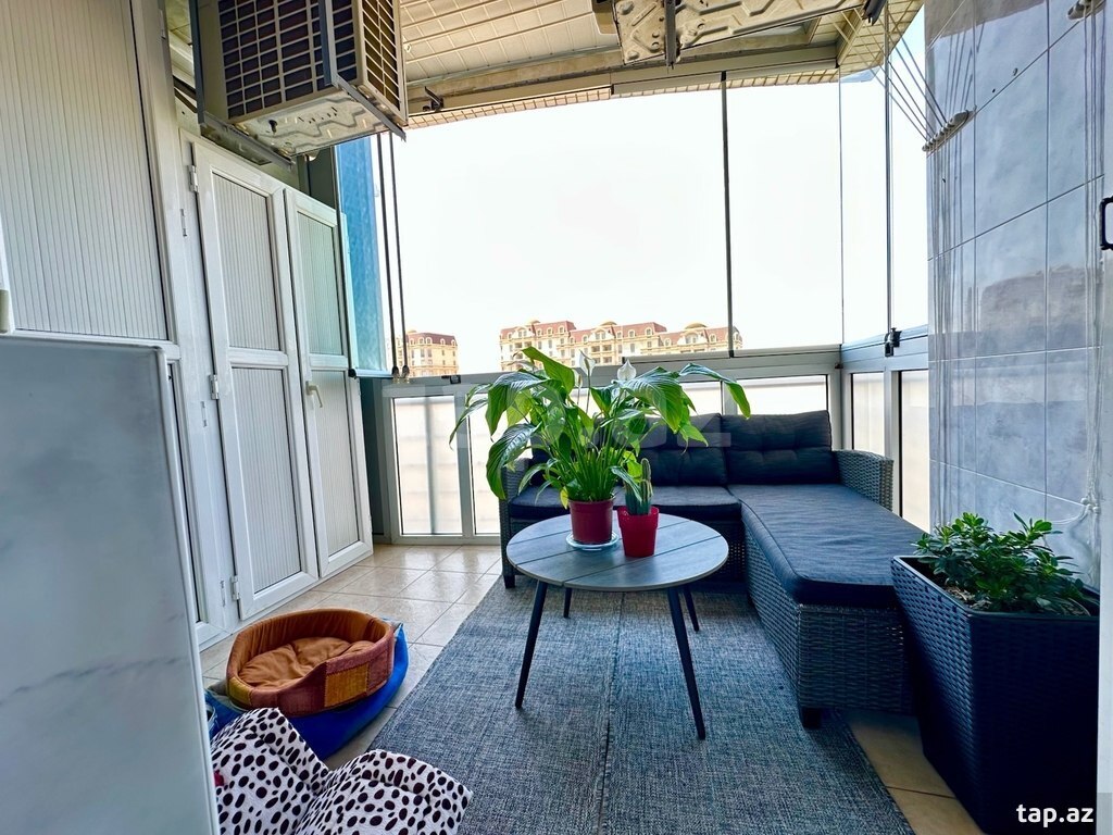 4-otaqlı yeni tikili, Təbriz küç., 240 m² (16)