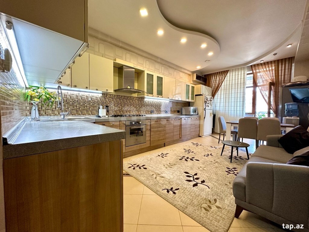 4-otaqlı yeni tikili, Təbriz küç., 240 m² (13)