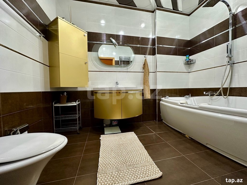 4-otaqlı yeni tikili, Təbriz küç., 240 m² (20)