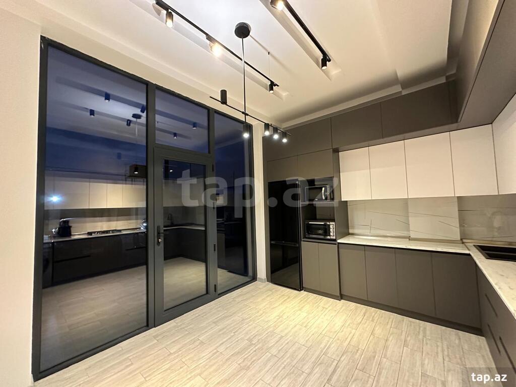 Villa kirayə verilir, Novxanı qəs. (20)