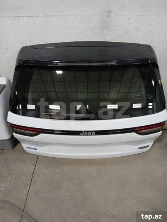 "Jeep Grand Cherokee 2023" baqaj qapısı 
